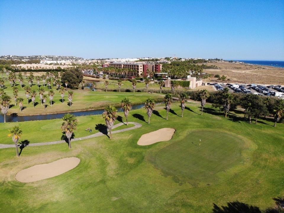 Ambassador Salgados Beach Suites Albufeira Exteriér fotografie